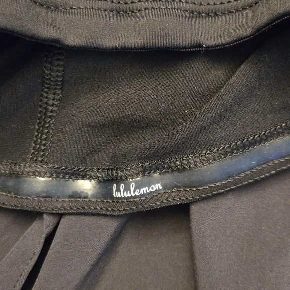 Lululemon Run Pace Setter Skirt/Skort in Black Size 4 Tall! Rare Size! - Picture 9 of 9